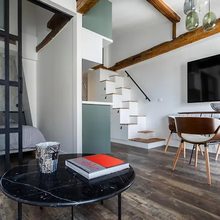 Charming Newly Renovated In The Heart Of St Germain Des Pres Paris